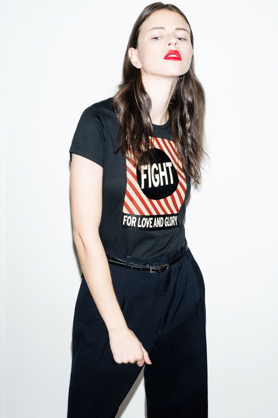 SHORT TEE-SHIRT WITH STRIPED FIGHT PRINT 